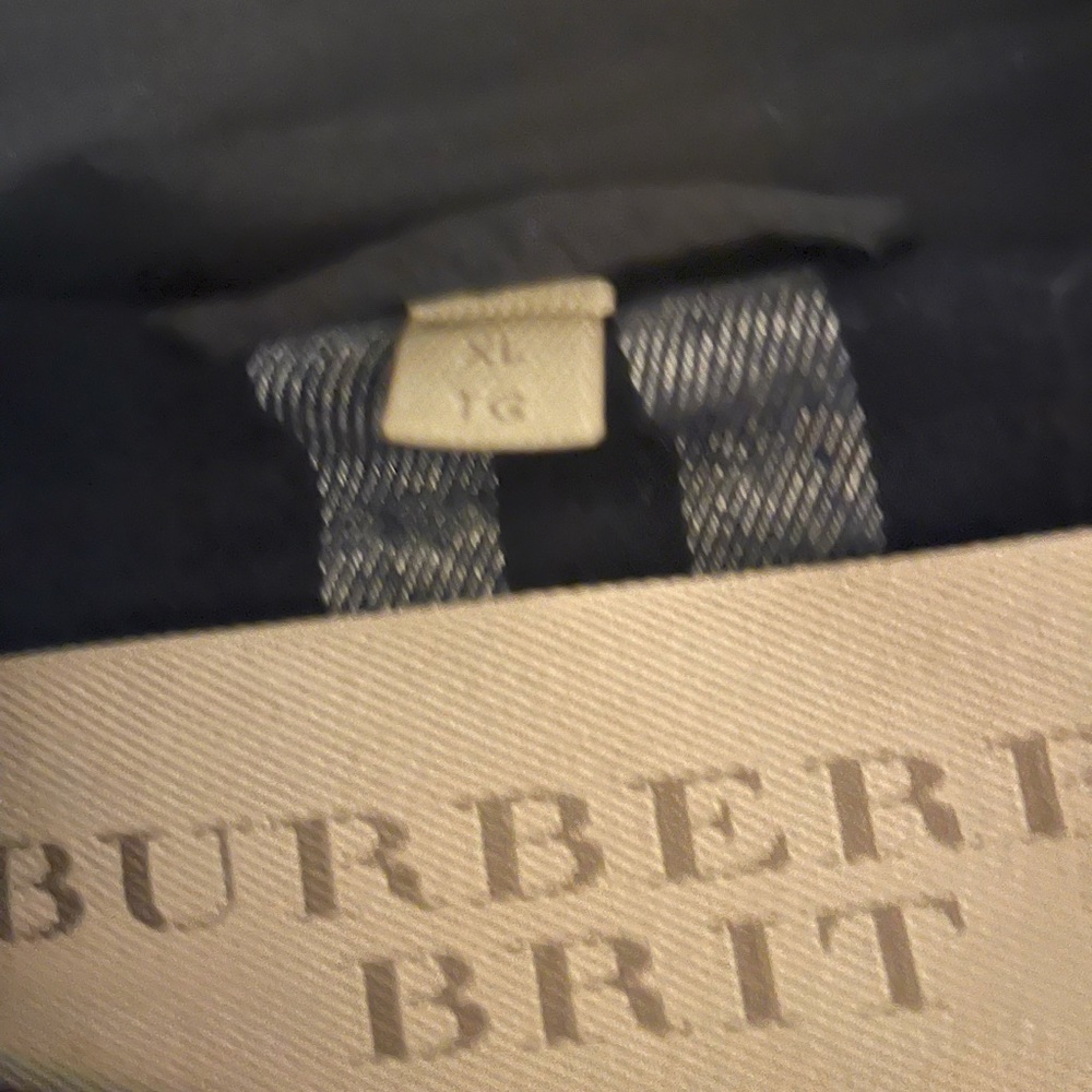Burberry Black Puffer Jacket - Picture 2 of 10